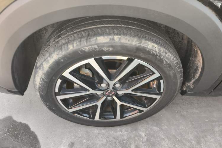 Used SOL X8 PLUS 2023 1.5 TGDI DCT Smart Edition 7-Seater