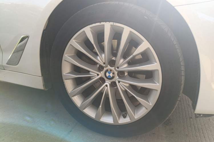 Used BMW 5 Series 2021 Updated Version 525Li Luxury Package