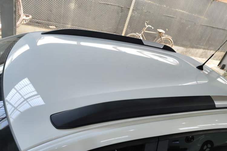 Used Venucia e30 2020 Elite Version Roof