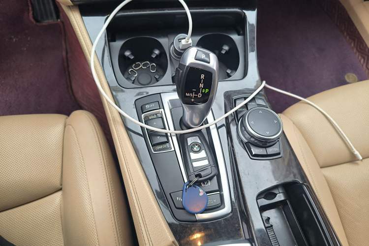 Used BMW 5 Series 2015 535Li Leading Model