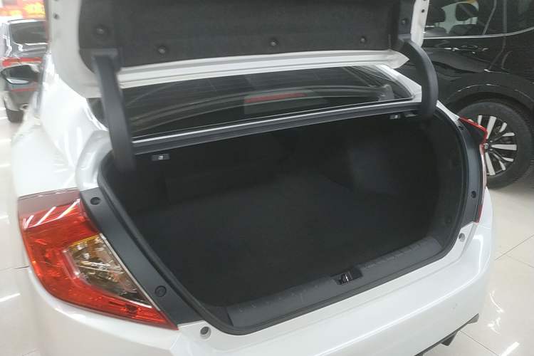 Used Honda Civic 2019 220TURBO CVT Dynamic Edition China VI Emission Standard
