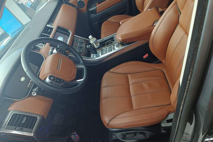 Used Land Rover Range Rover Sport 2014 3.0 SC V6 HSE DYNAMIC
