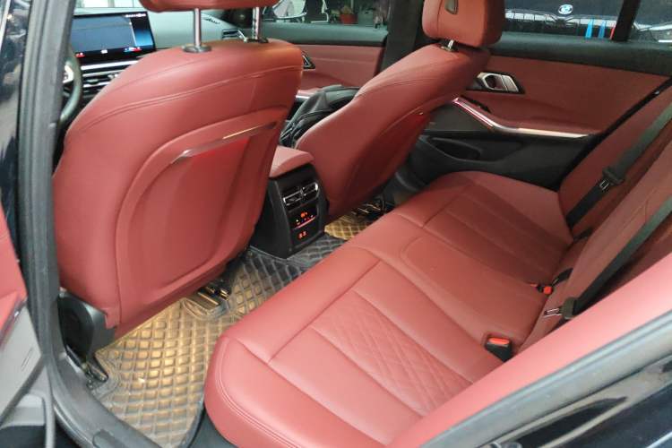 Used BMW 3 Series 2023 330i M Sport Night Edition Package
