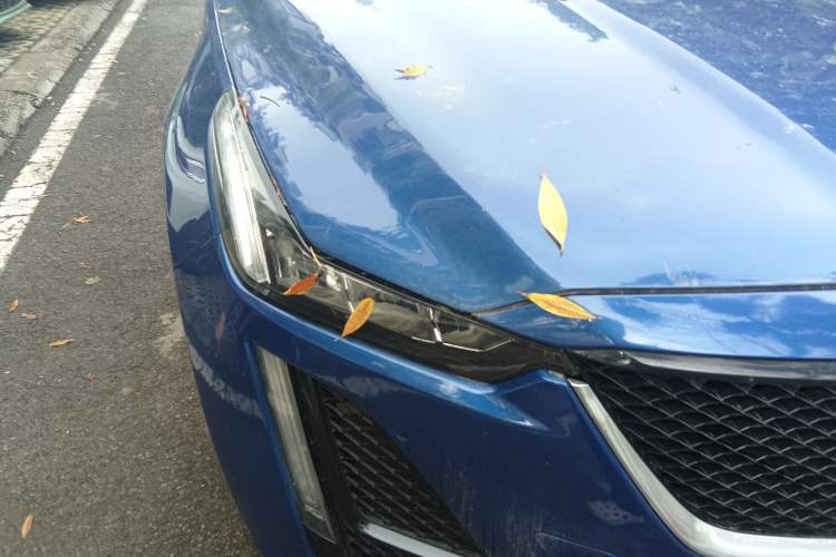 Used Cadillac CT5 2020 28T Platinum Sport Edition Right Front Headlight