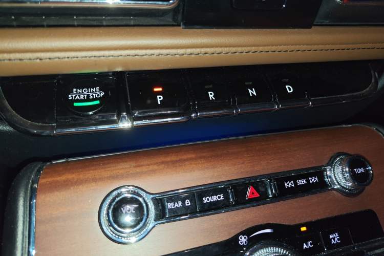 Used Lincoln Aviator 2020 3.0T V6 Four-Wheel Drive Zunya Edition
