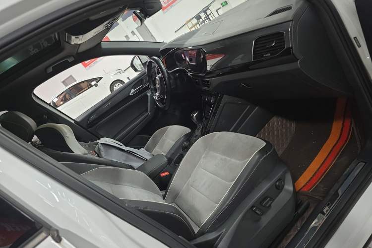 Used Volkswagen Tayron 2019 380TSI Four-Wheel Drive R-Line China VI-standard