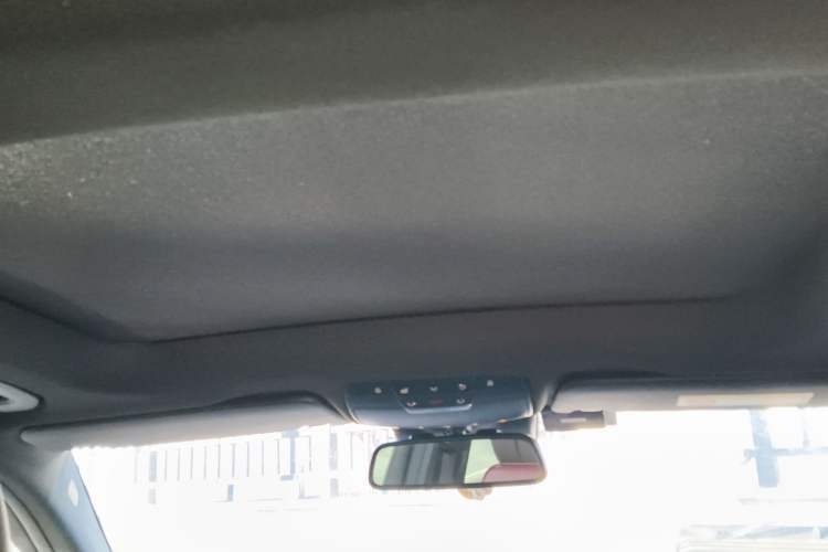 Used Mercedes-Benz GLC 2017 GLC 260 4MATIC Luxury Model
