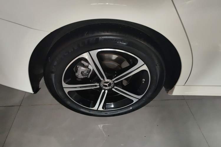 Used Mercedes-Benz A-Class 2022 Revised Version A 200 L Sport Sedan Fashionable Style