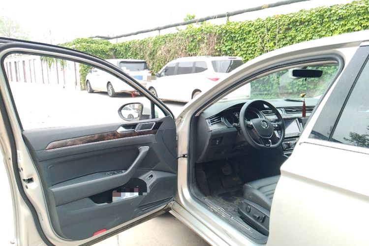 Used Volkswagen Magotan 2019 330TSI DSG Luxury Version China VI Standard