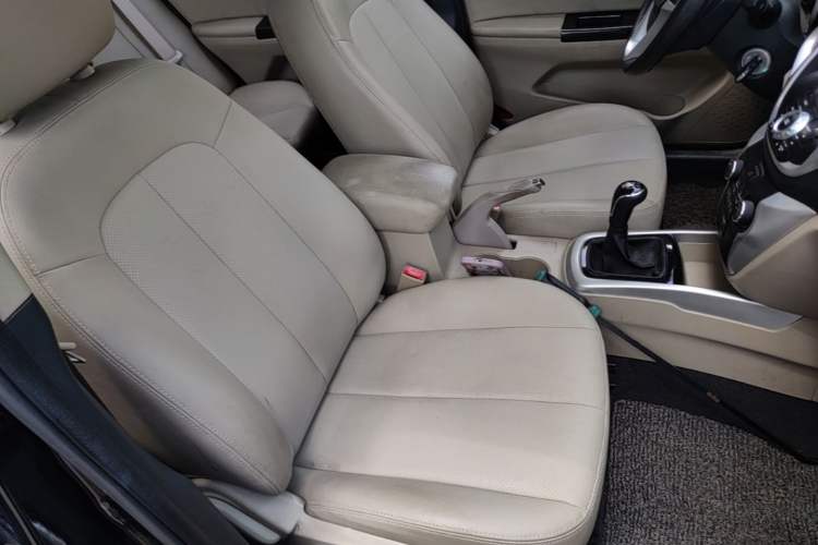 Used CHANGAN Eado 2014 1.6L Manual Luxury Model
