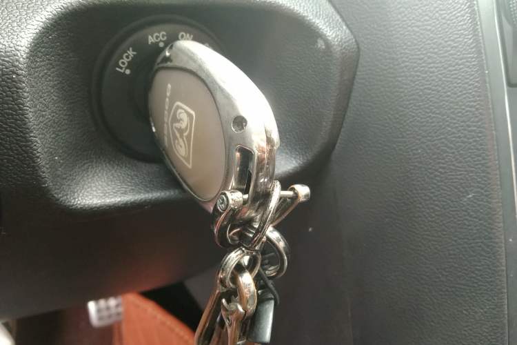 Used Dodge Journey 2011 2.7 Luxury Navigation Edition Vehicle Key