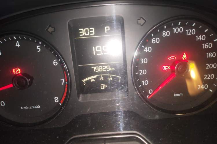 Used Volkswagen Gran Lavida 2013 1.4 TSI Automatic Luxury Model
