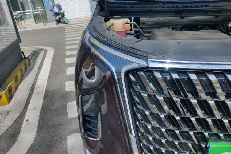 Used SAIC MAXUS G90 2022 2.0T Interstellar Seven-Seater Right Front Headlight