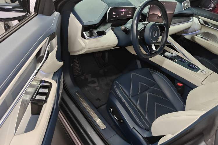 Used Zeekr 001 2023 WE Edition 100 kWh
