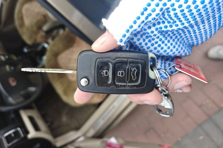 Used Geely Auto Classic Emgrand 2013 Sedan 1.5L Manual Elite Model
