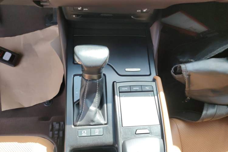 Used Lexus ES 2020 200 Excellence Edition