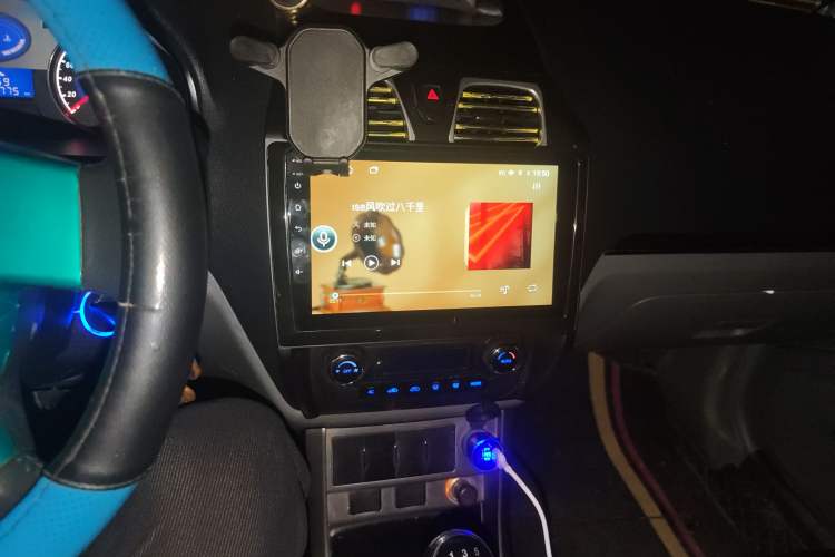 Used Geely Auto Classic Emgrand 2012 Sedan 1.8L Manual Luxury Model Audio And AC Panel