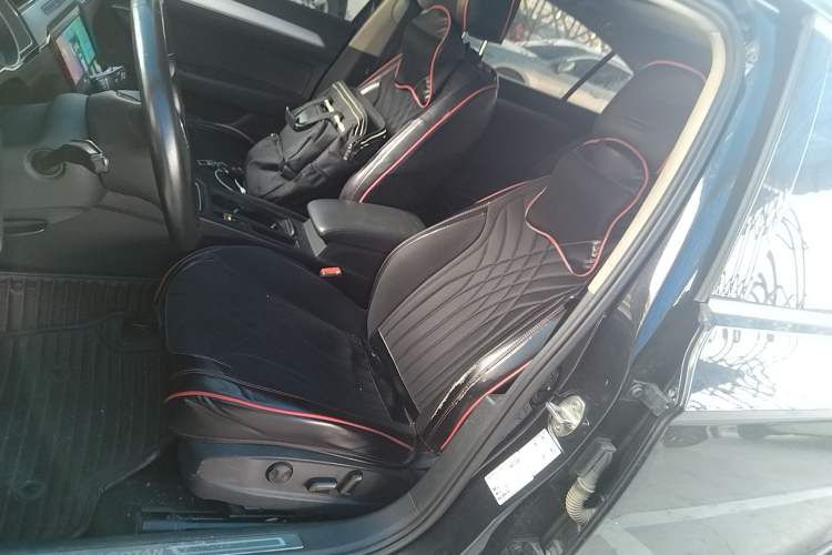 Used Volkswagen Magotan 2019 280TSI DSG Leading Model China VI Standard Left Front Seat