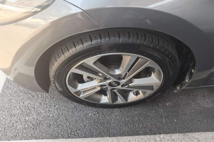 Used Hyundai Elantra (6th Generation / Lingdong) 2016 1.6L Automatic ZhiXuan – Elite Version