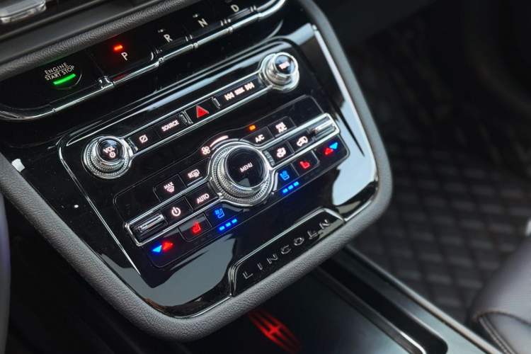 Used Lincoln Corsair New Energy 2021 PHEV Four-Wheel Drive e-Enjoy Edition