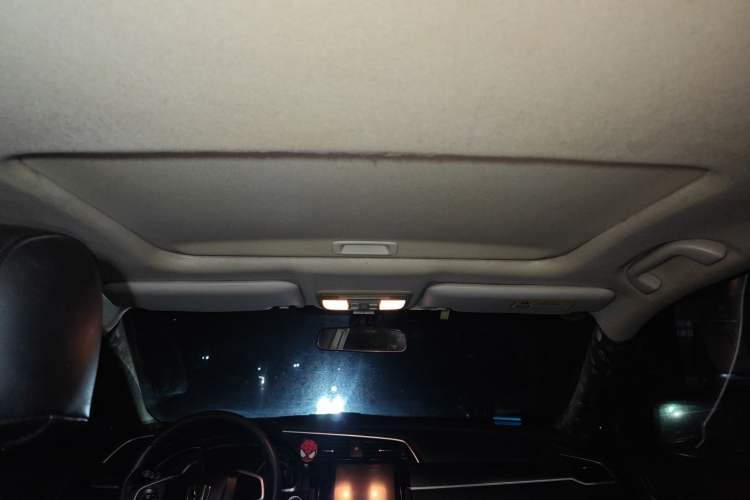 Used Honda Civic 2016 220TURBO CVT Luxury Edition
