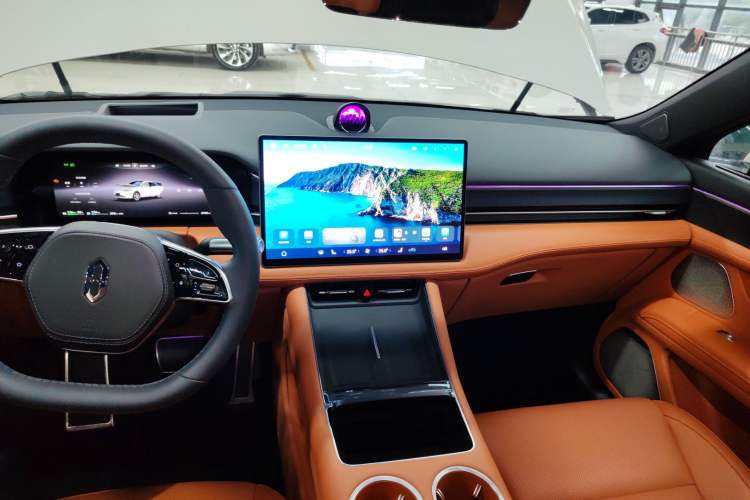 Used Hima AITO M5 2025 Extended-Range Ultra All-Wheel-Drive Version Audio And AC Panel