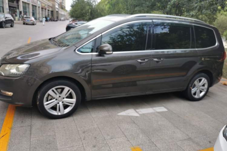 Used Volkswagen Sharan 2018 Revised Version 380TSI Comfort Edition 7-Seater
