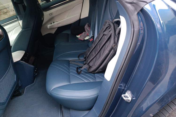 Used Zeekr 001 2024 WE Edition 100 kWh Rear-Drive Left Rear Seat