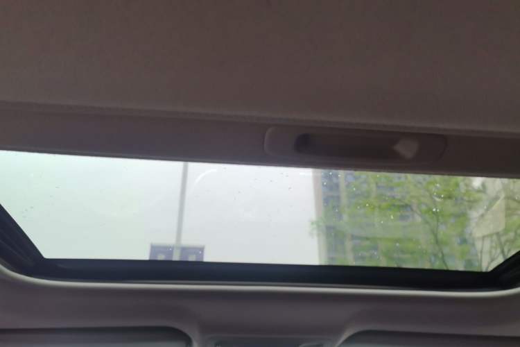 Used Toyota Corolla 2018 Dual-Engine 1.8L E-CVT Smart Edition