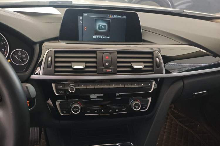 Used BMW 3 Series 2018 320Li Fashion Model
