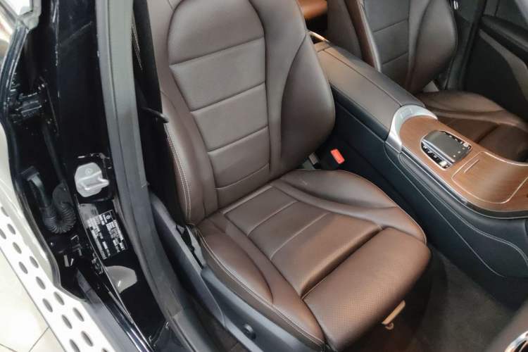 Used Mercedes-Benz GLC 2021 GLC 300 L 4MATIC Dynamic Model
