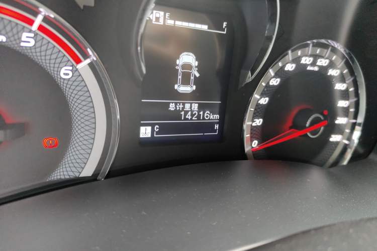 Used Isuzu JLM 2022 2.8T Classic Diesel 4x4 Comfort Version with Long Wheelbase – JE493ZLQ6E Odometer Close Up