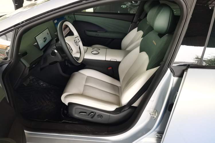 Used Nissan N7 2025 510 Max
