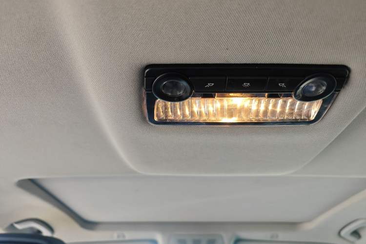 Used BMW 5 Series 2013 520Li Elegant Edition Headliner