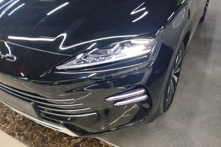 Used BYD Song PLUS New Energy 2023 Champion Edition DM-i 110KM Flagship Model Left Front Headlight