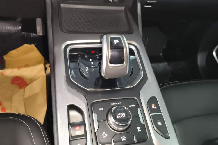 Used Geely Auto Haoyue 2020 1.8TD DCT Flagship 7-Seater
