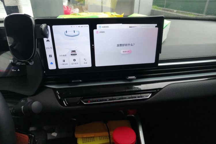 Used Geely Auto Emgrand 2026 Model 4th Generation 4 Millionth Anniversary Edition 1.5L Manual Overdrive Edition