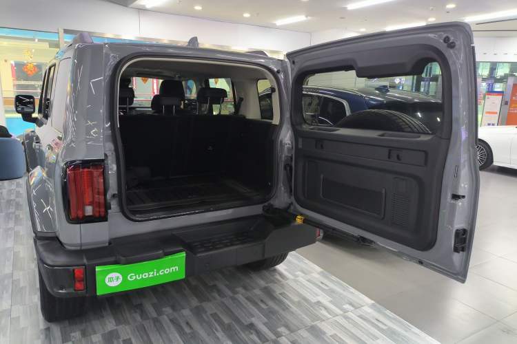 Used Tank 300 2023 City Edition 2.0T—Stylish as Ever
