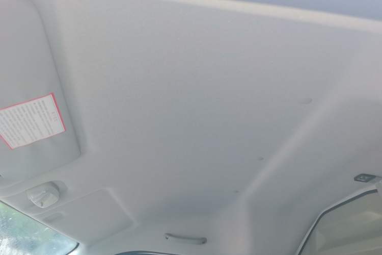 Used CHANGAN KUAYUE Xing V3 2023 1.5L Gasoline Standard Edition 2-Seat Van Headliner