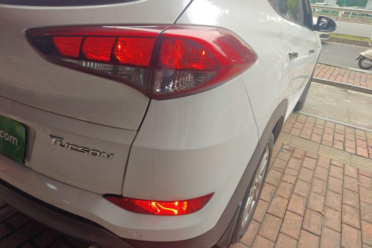 Used Hyundai Tucson 2015 1.6T Dual-Clutch Two-Wheel-Drive Smart Model
