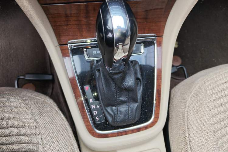 Used Volkswagen Lavida 2013 Restyled Classic 1.6L Automatic Comfort Edition
