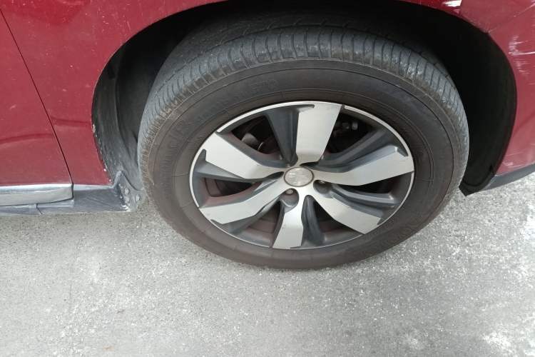 Used Peugeot 2008 2014 1.6L Automatic Navigation Edition