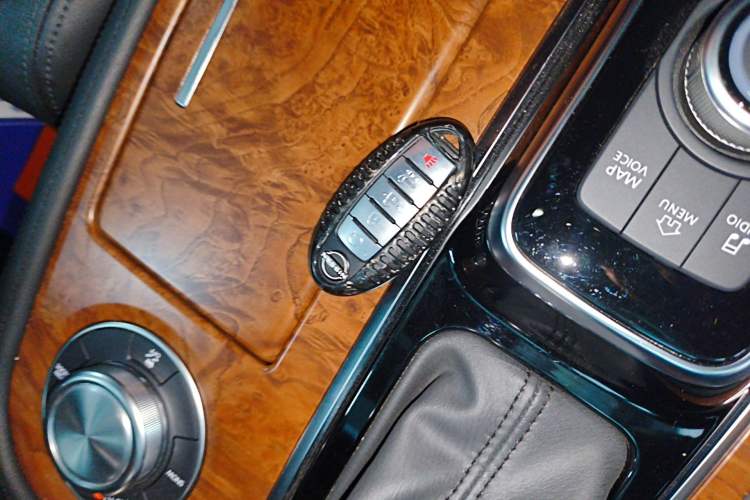 Used Nissan Patrol 2019 5.6L XE Middle East
