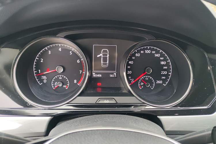 Used Volkswagen Lamando 2015 280TSI DSG Comfort Edition
