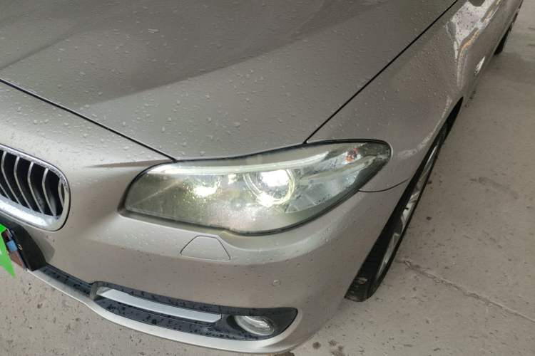 Used BMW 5 Series 2017 525Li Leading Model
