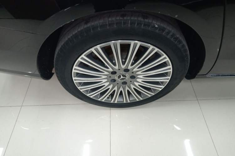 Used Mercedes-Benz E-Class 2022 Updated E 300 L Luxury Edition