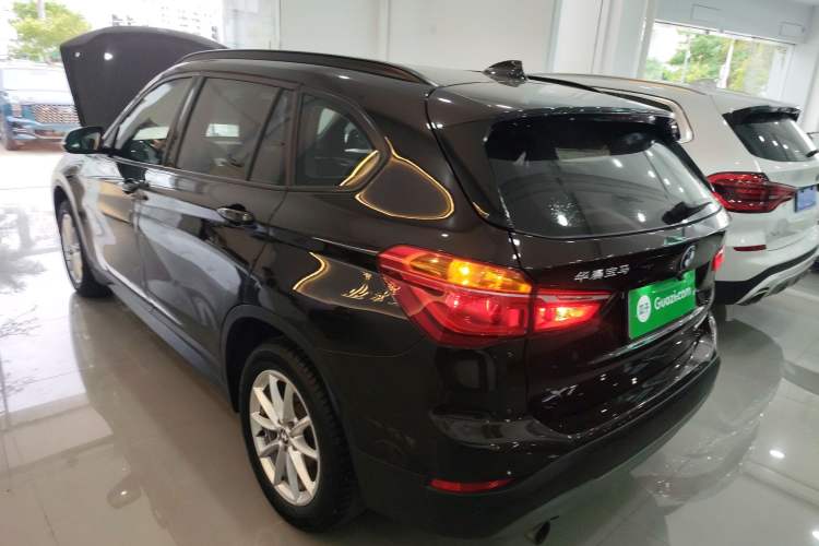 Used BMW X1 2018 sDrive18Li Fashion Model Rear Left 45 Deg