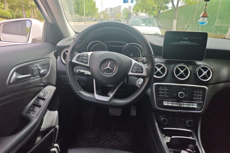 Used Mercedes-Benz GLA 2019 GLA 200 Fashion Model