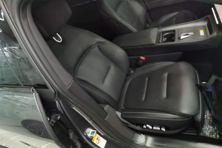 Used Avatr 12 2025 Ultra Extended-Range Edition