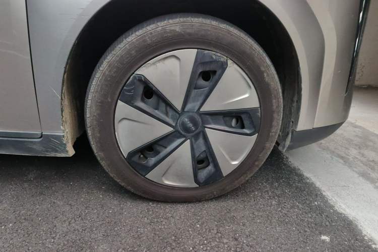 Used AION Y 2023 Plus 510 Enjoy Edition
